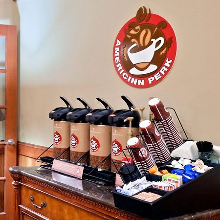 铁溪阿美瑞辛酒店 Iron River 外观 照片